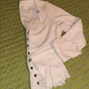 White American eagle top, with ruffles